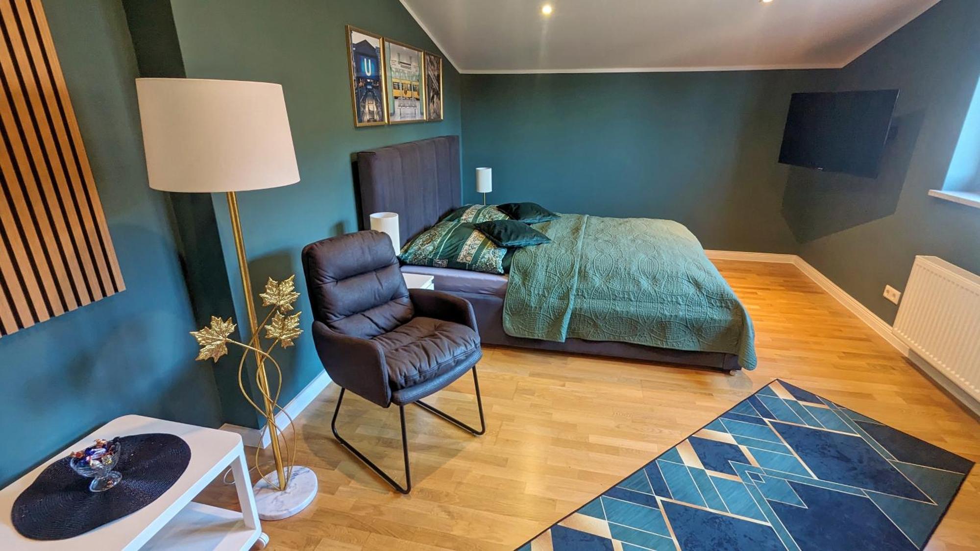 Privat bolig 3 - Zimmervermietung Naehe Flughafen Ber - Gratis Wlan, Parken & Netflix *
