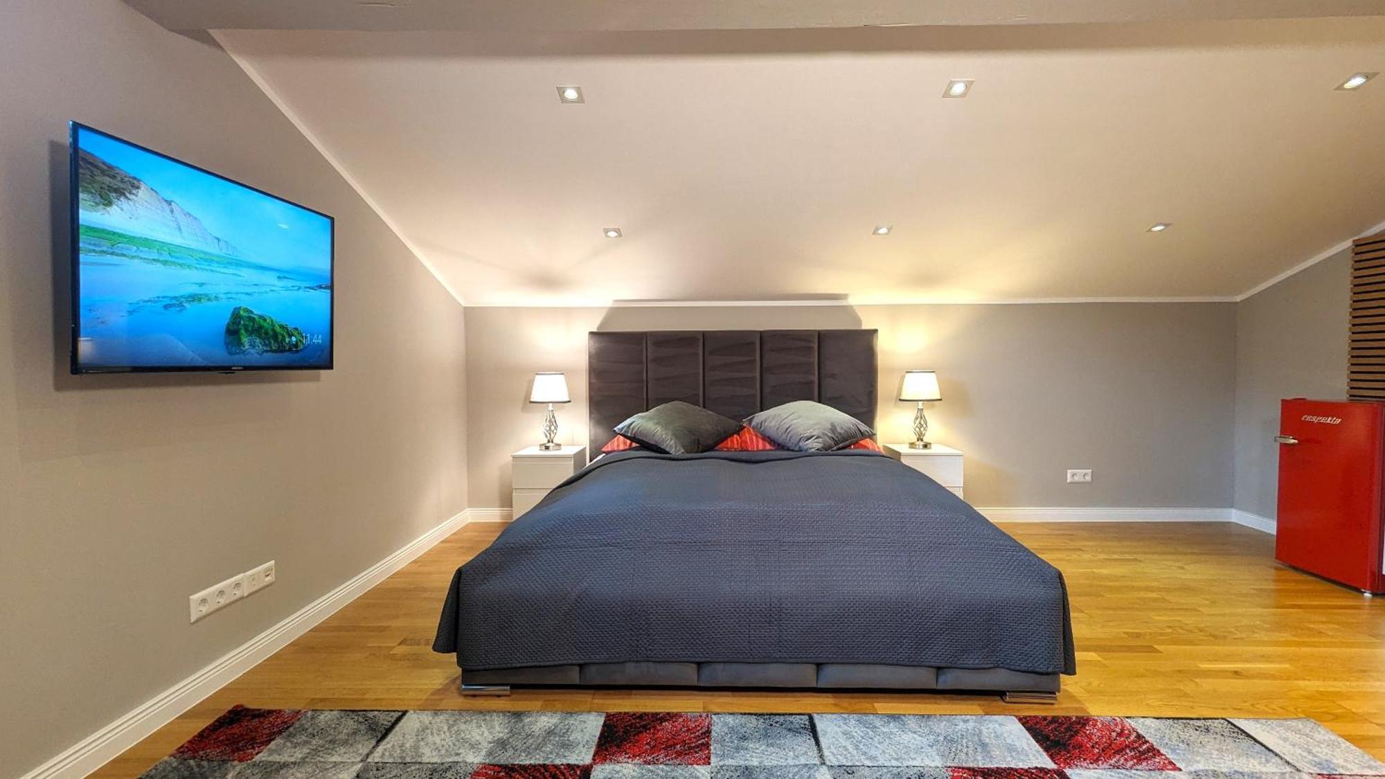 3 - Zimmervermietung Naehe Flughafen Ber - Gratis Wlan, Parken & Netflix Habitación en casa particular Berlín